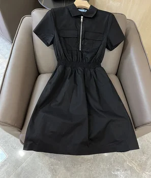 Новое приталенное платье с короткими рукавами черного цвета