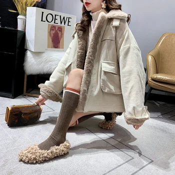 Новая осенне-зимняя теплая вельветовая куртка, женское повседневное свободное утепленное плюшевое пальто, женские парки из овечьей шерсти в Корейском стиле с карманом на молнии