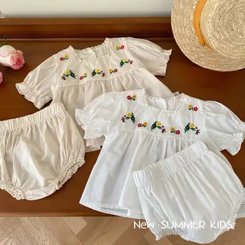Летний комплект одежды для маленьких девочек 2023 г., однотонные шорты с вышивкой и цветочным рисунком, костюм в стиле пэчворк, полая квадратная одежда Coolar для маленьких девочек